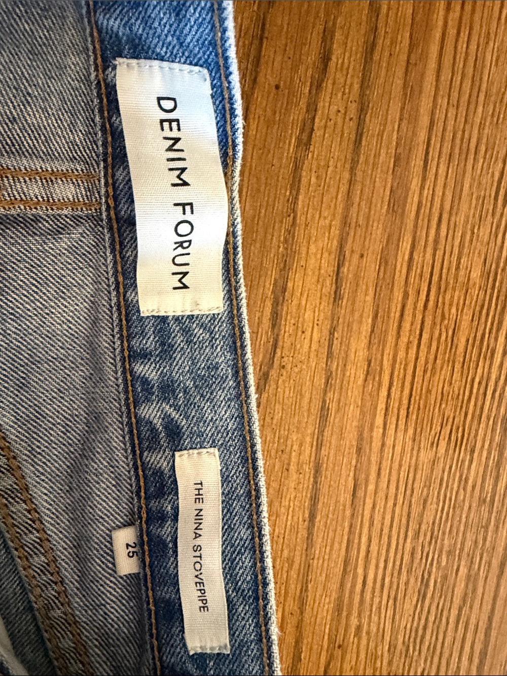 Denim Forum Light Blue Nina Stovepipe Jeans size 25